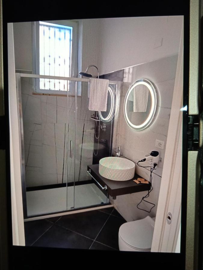 Amos Port-Suite Civitavecchia Exterior photo