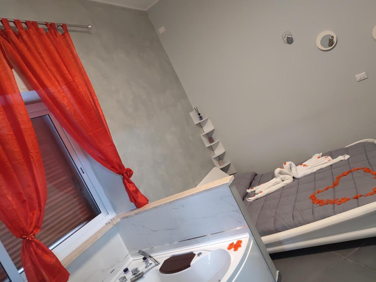 Amos Port-Suite Civitavecchia Exterior photo